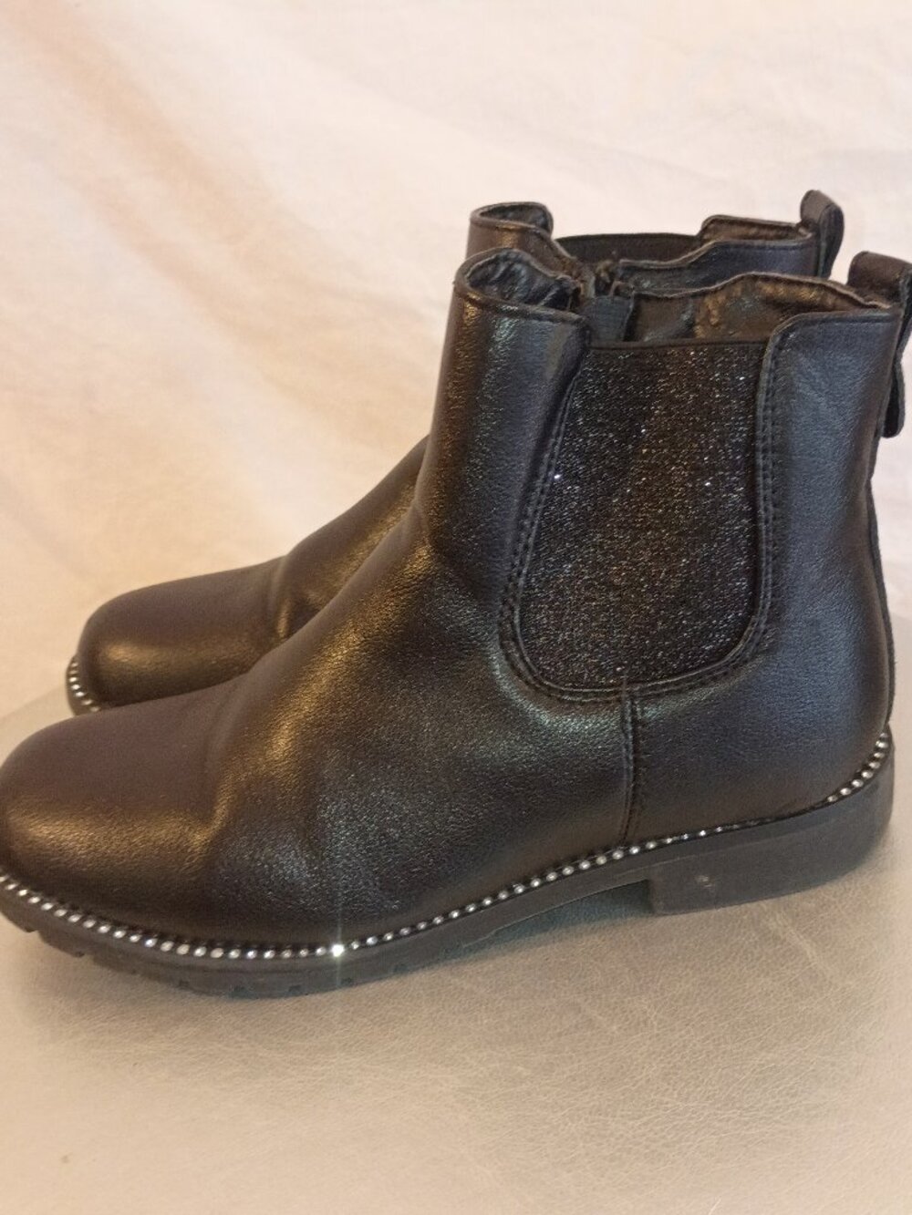 The Children's Place Girls Size 1 Faux Leather Chelsea Ankle Boots in Black